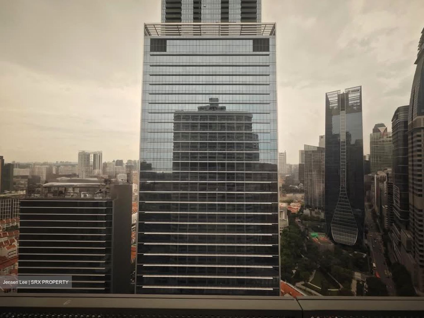 International Plaza (D2), Office #528648381